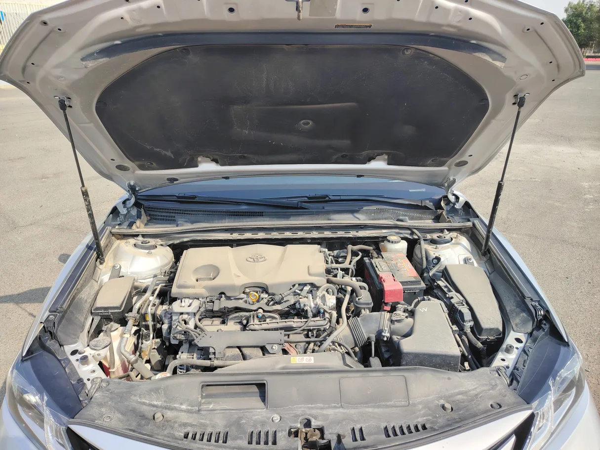 Car image 32