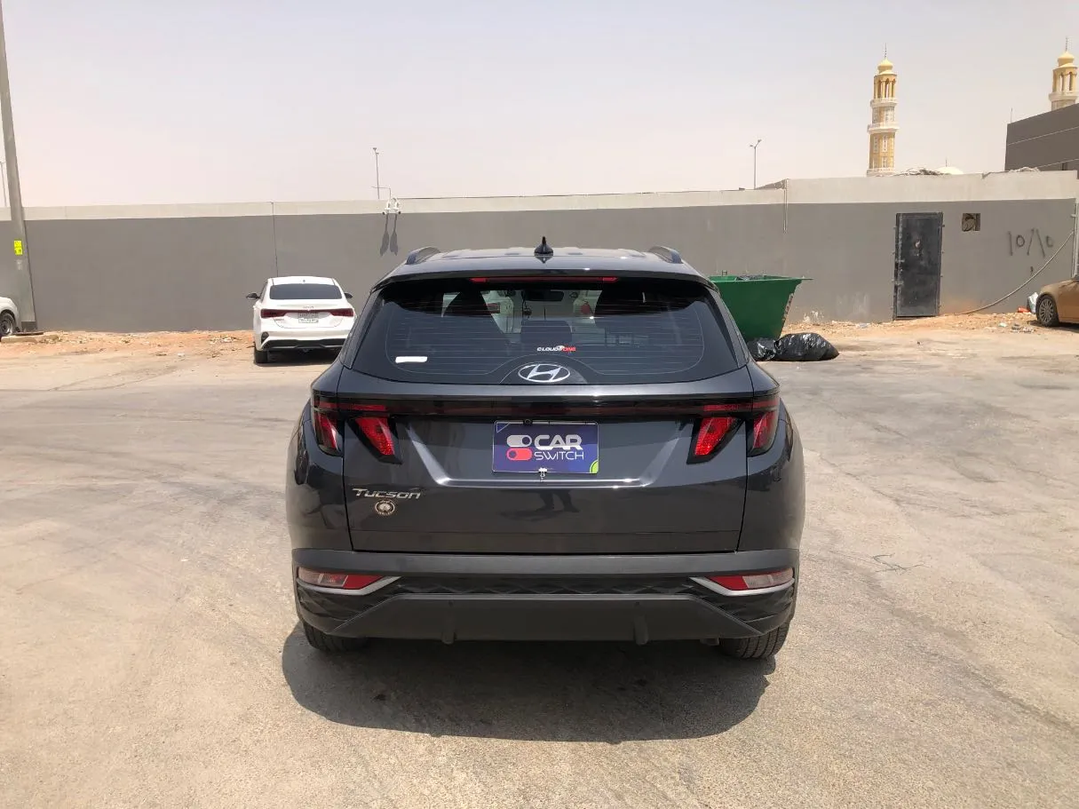 Car image 6