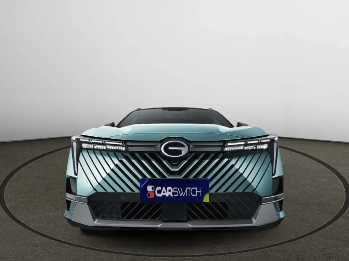 Car image 2