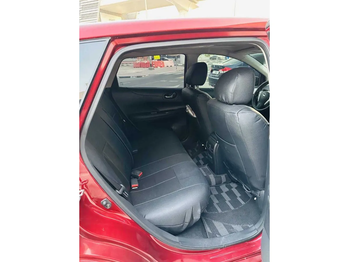 Car image 6