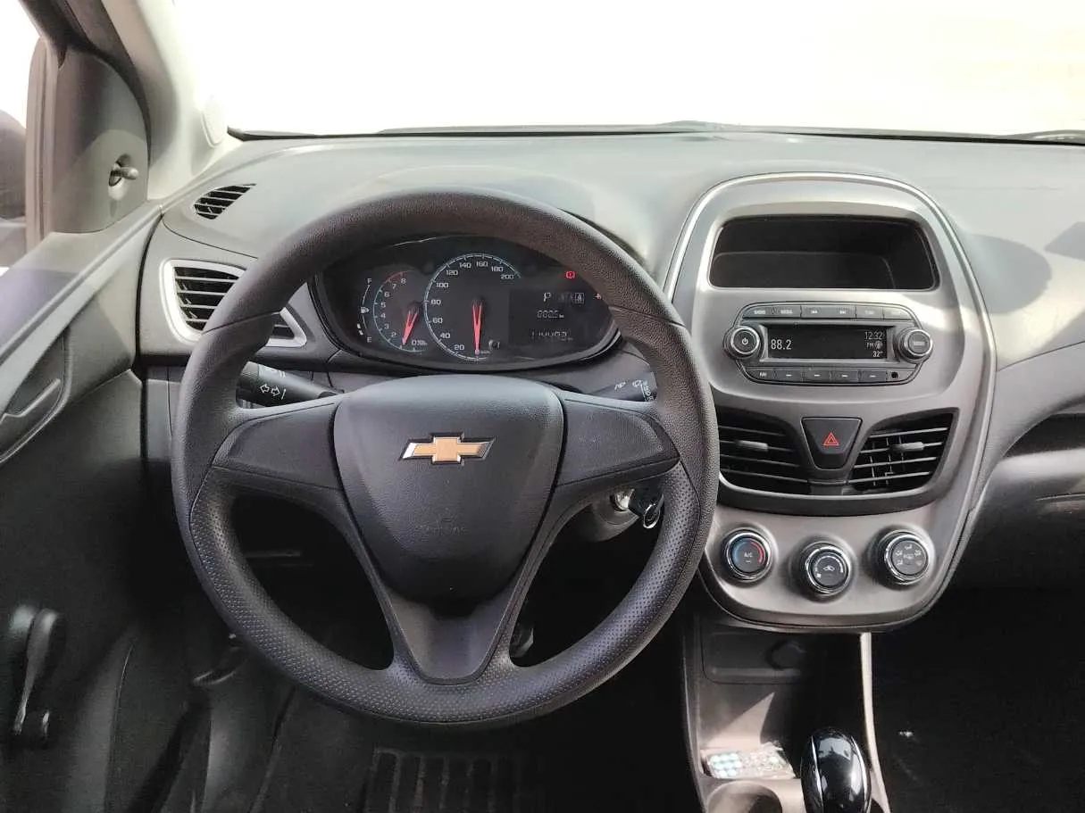 Car image 21