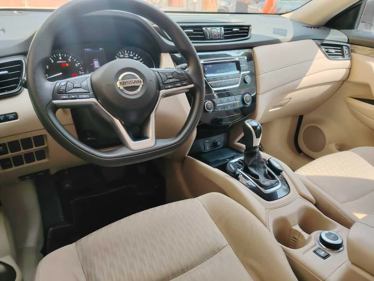 Car image 28
