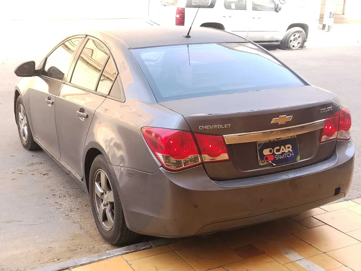 Car image 7