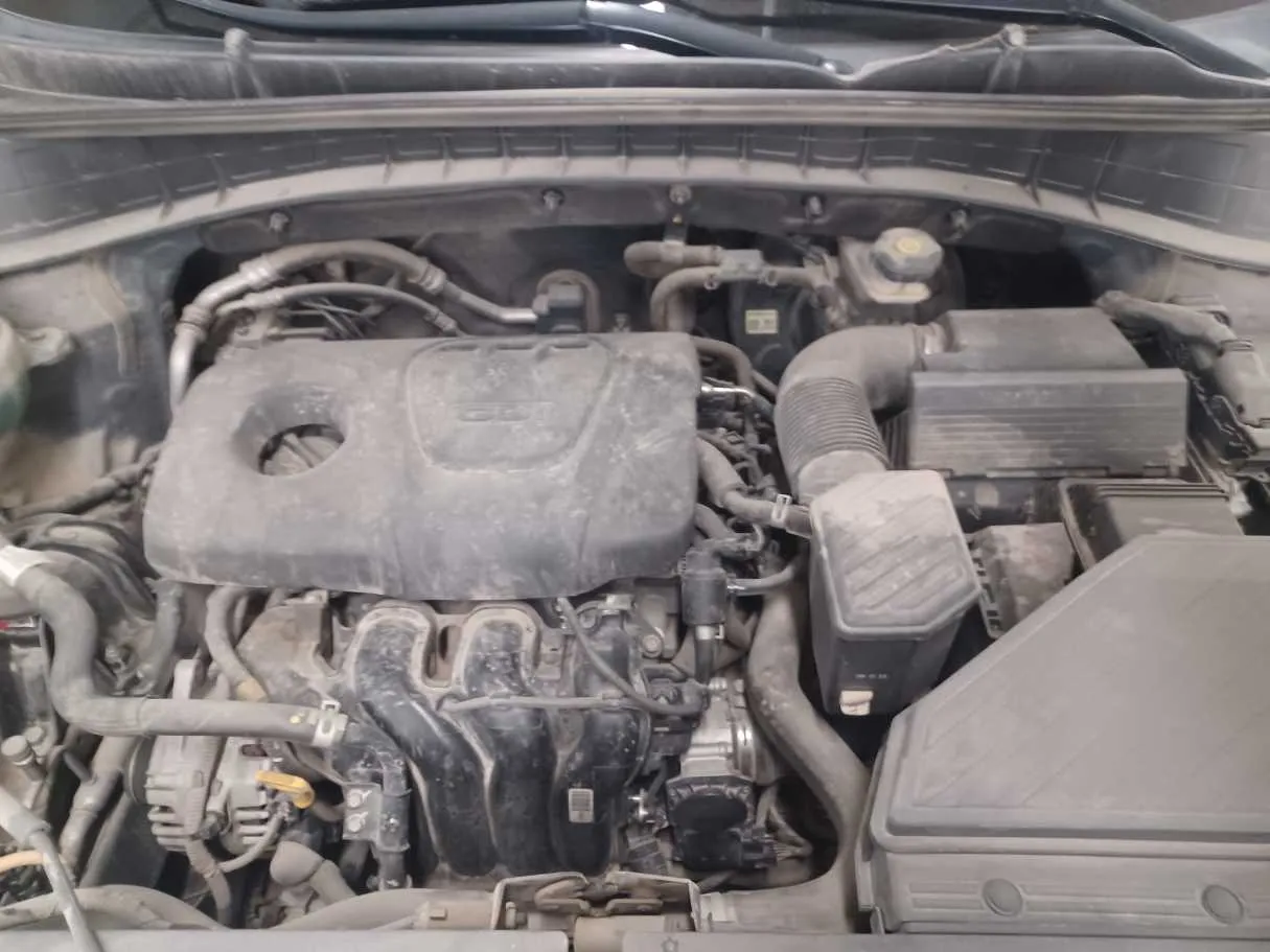 Car image 23