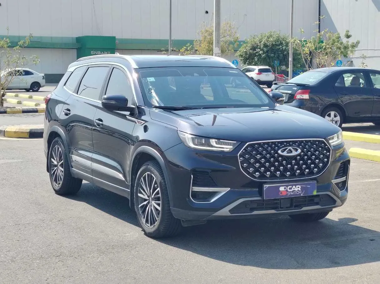 Car image 3