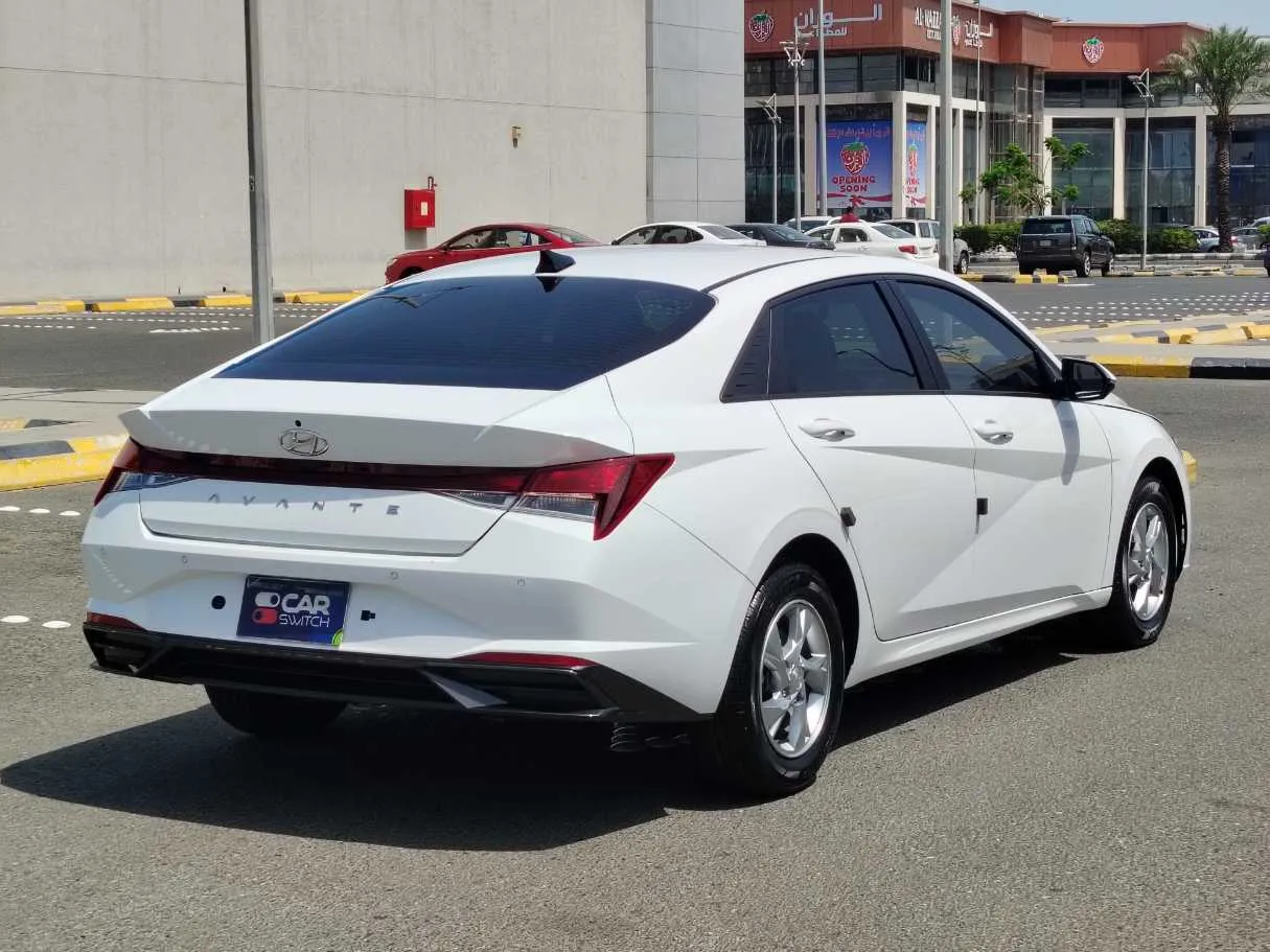 Car image 5