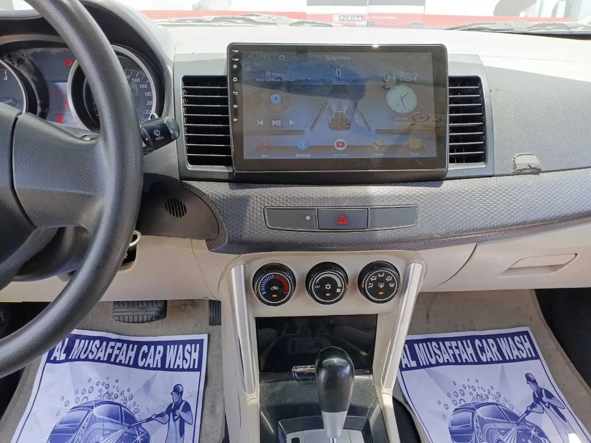 Car image 16