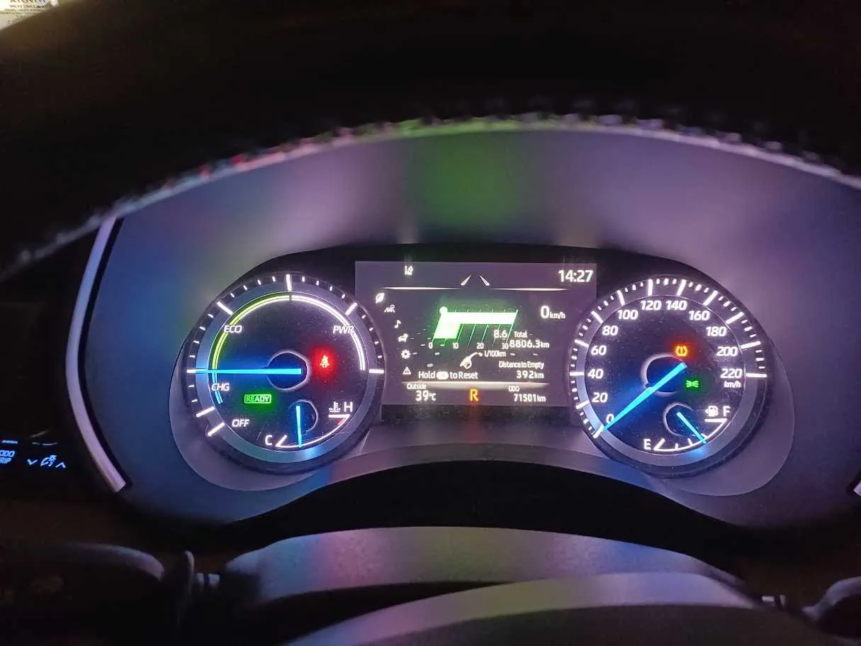 Car image 20