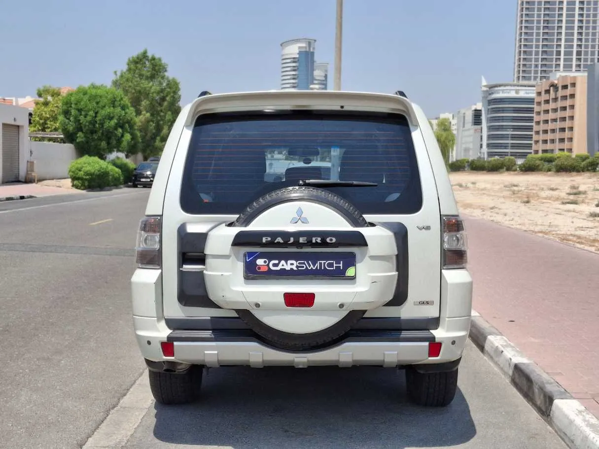 Car image 6