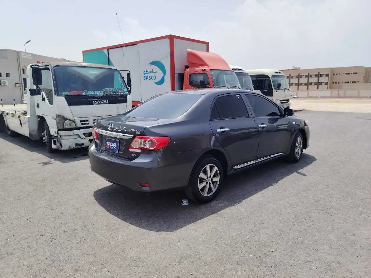 Car image 5