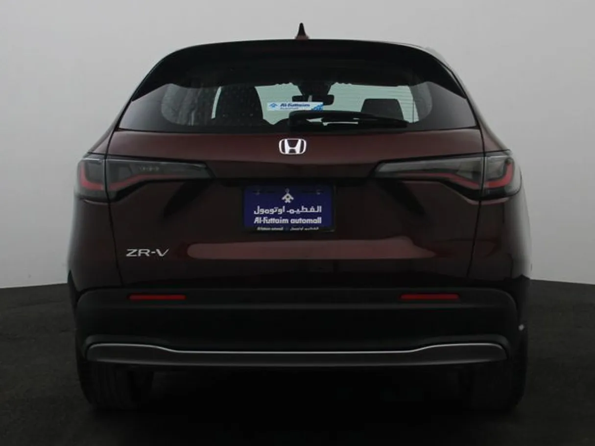 Car image 12