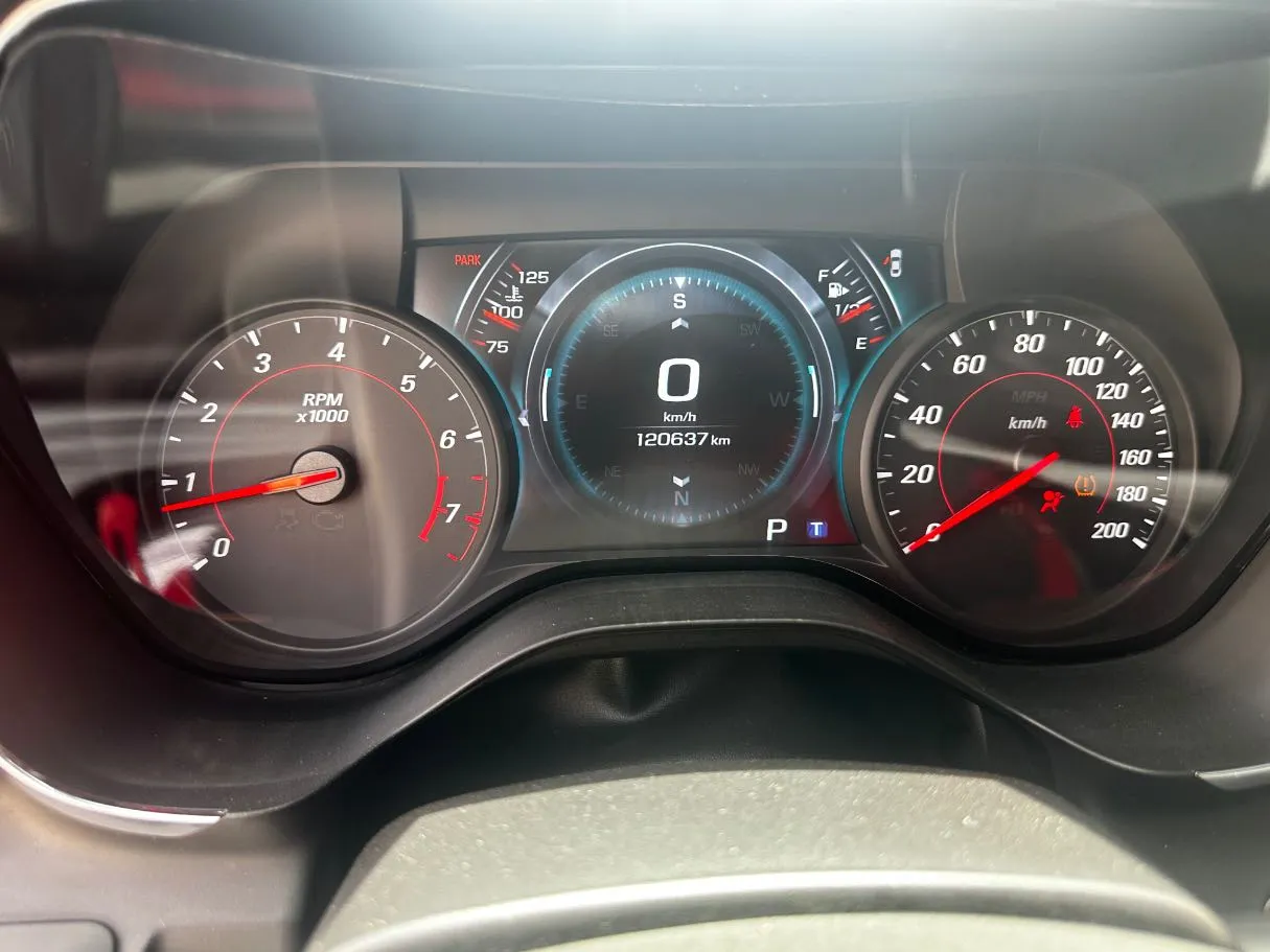 Car image 20