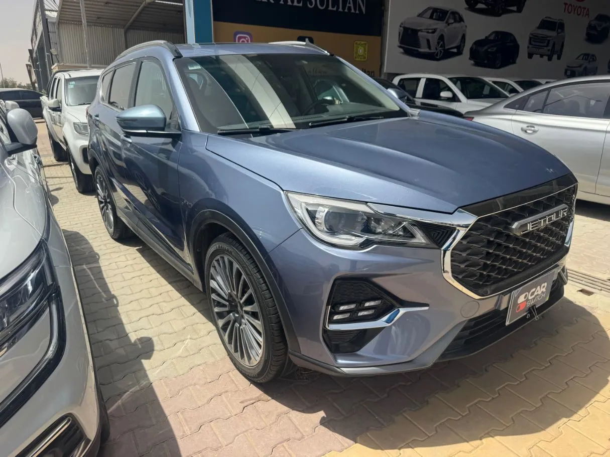 Car image 3