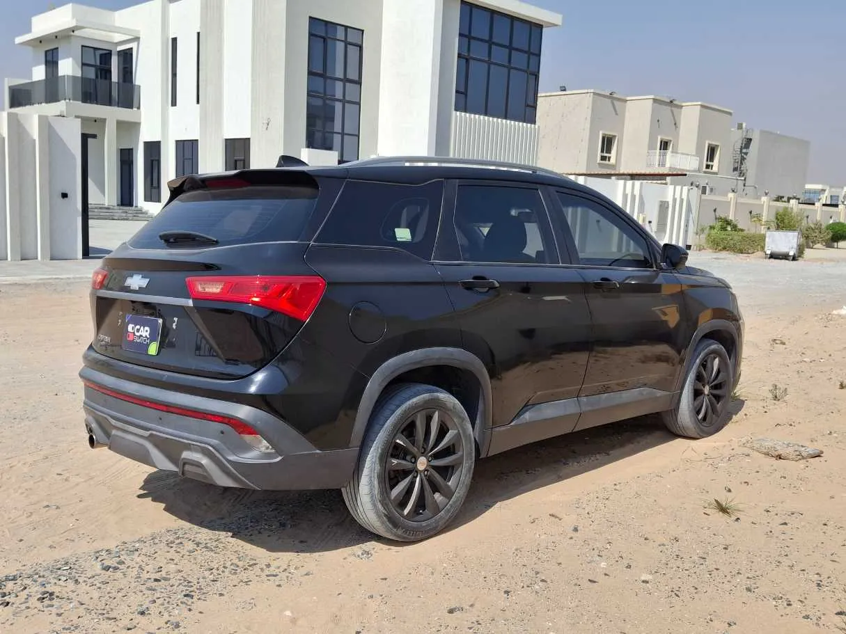 Car image 5