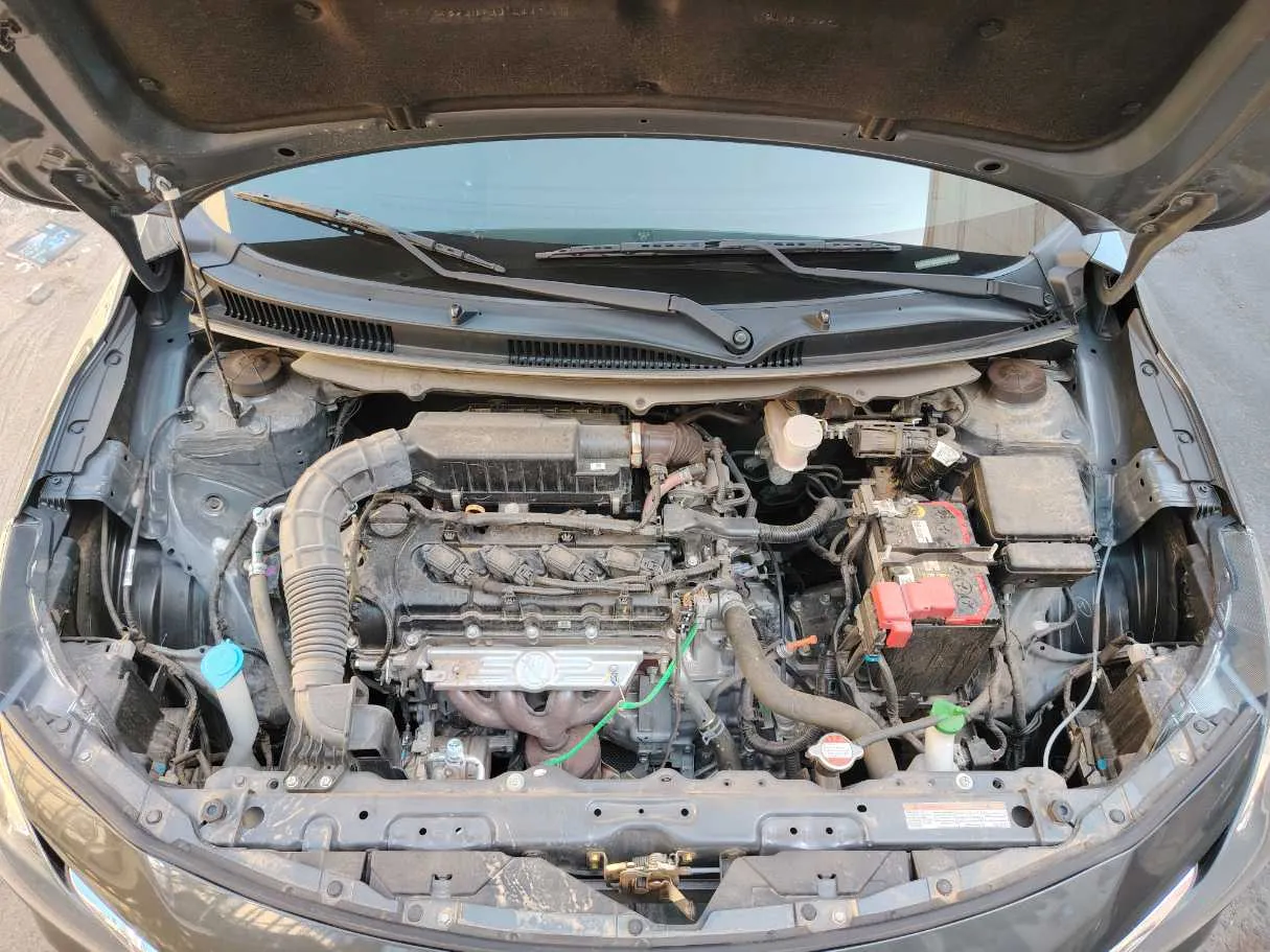 Car image 36