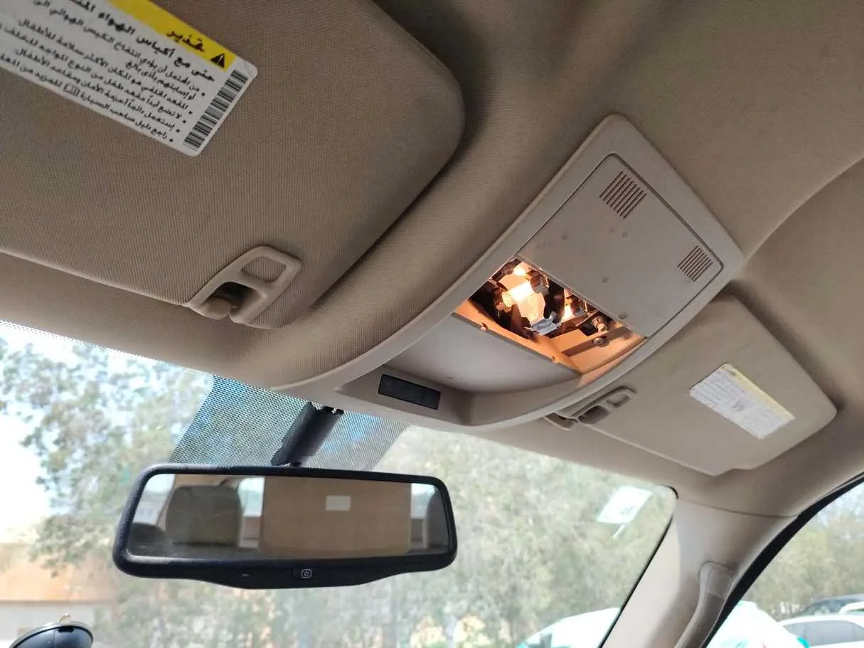Car image 36