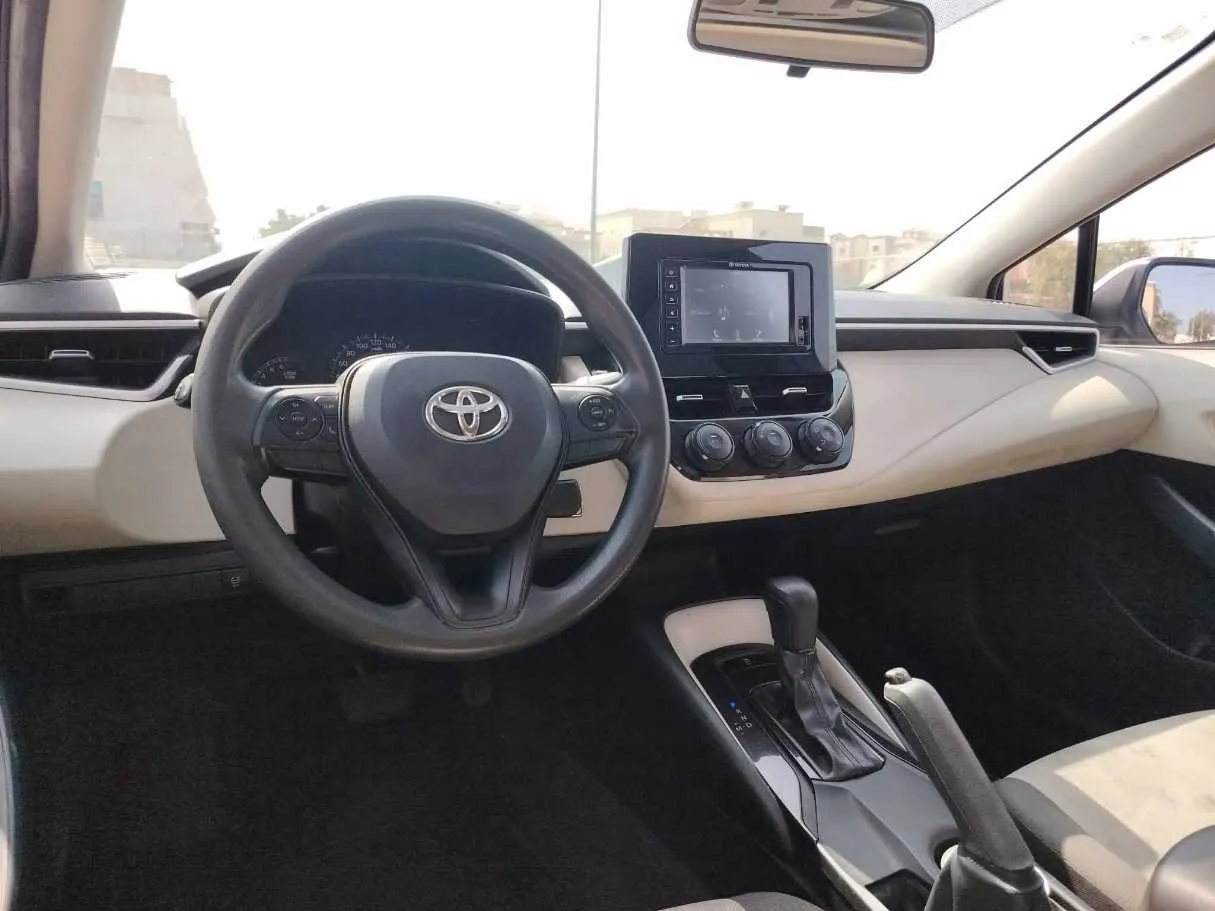 Car image 28
