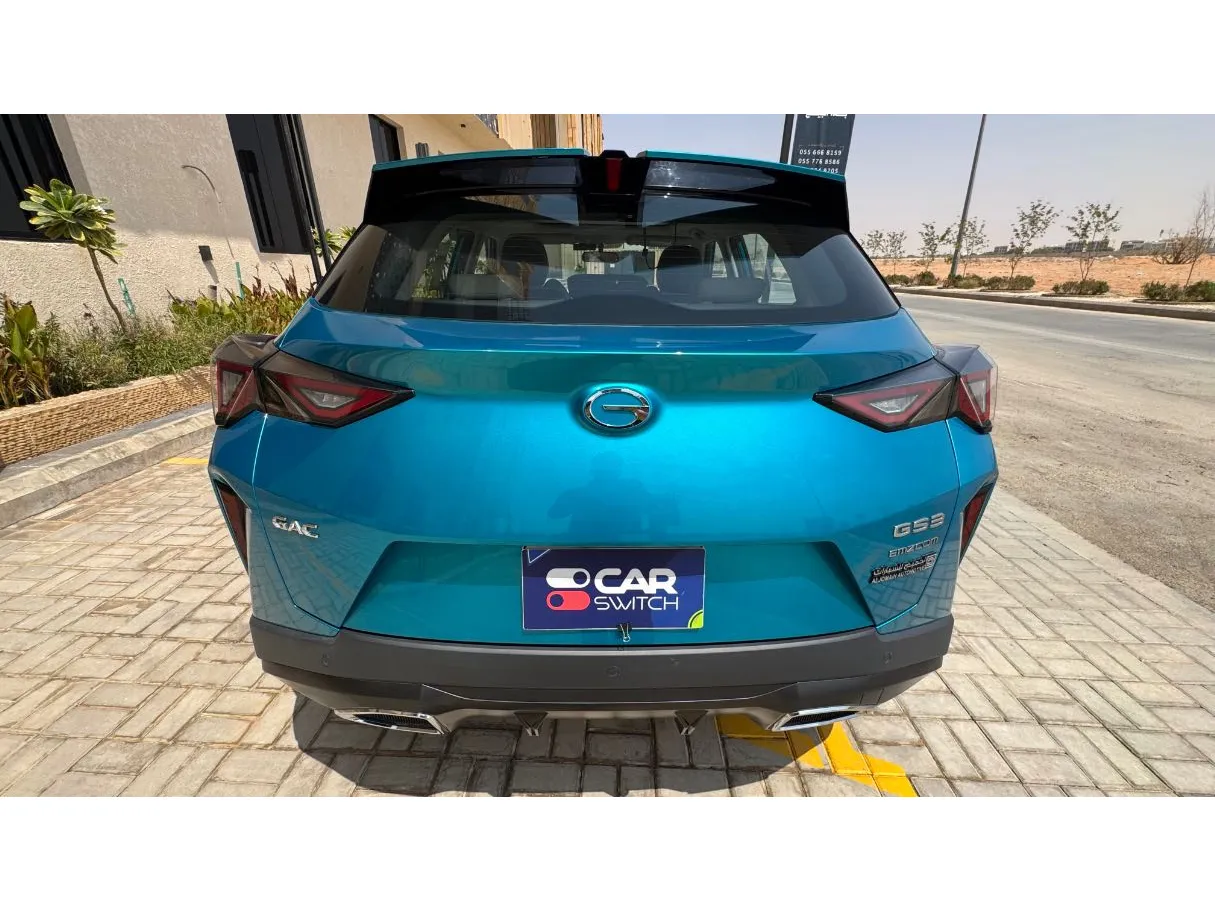 Car image 6
