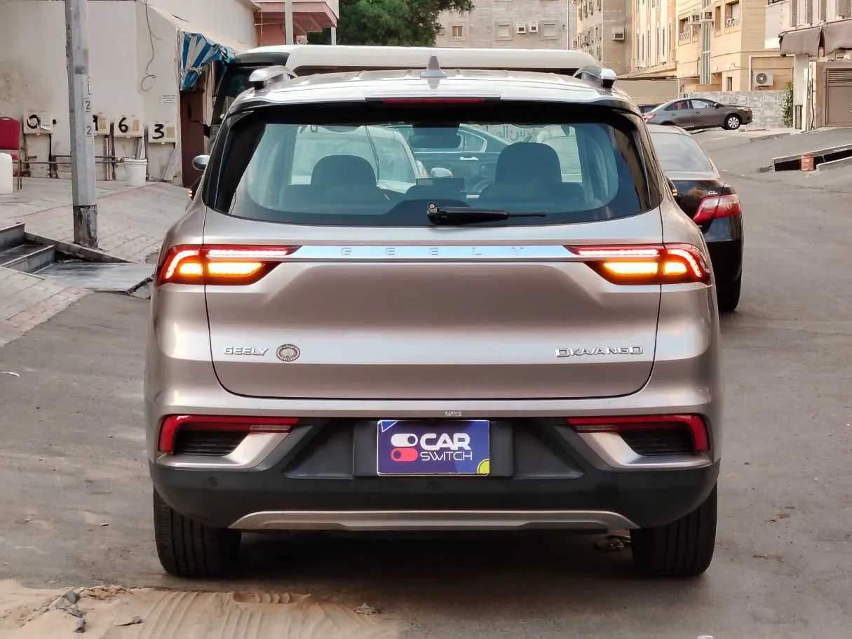 Car image 6