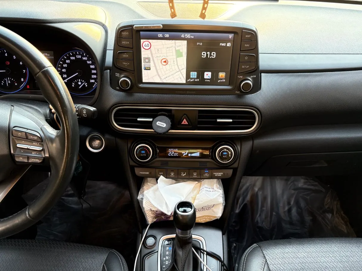 Car image 20