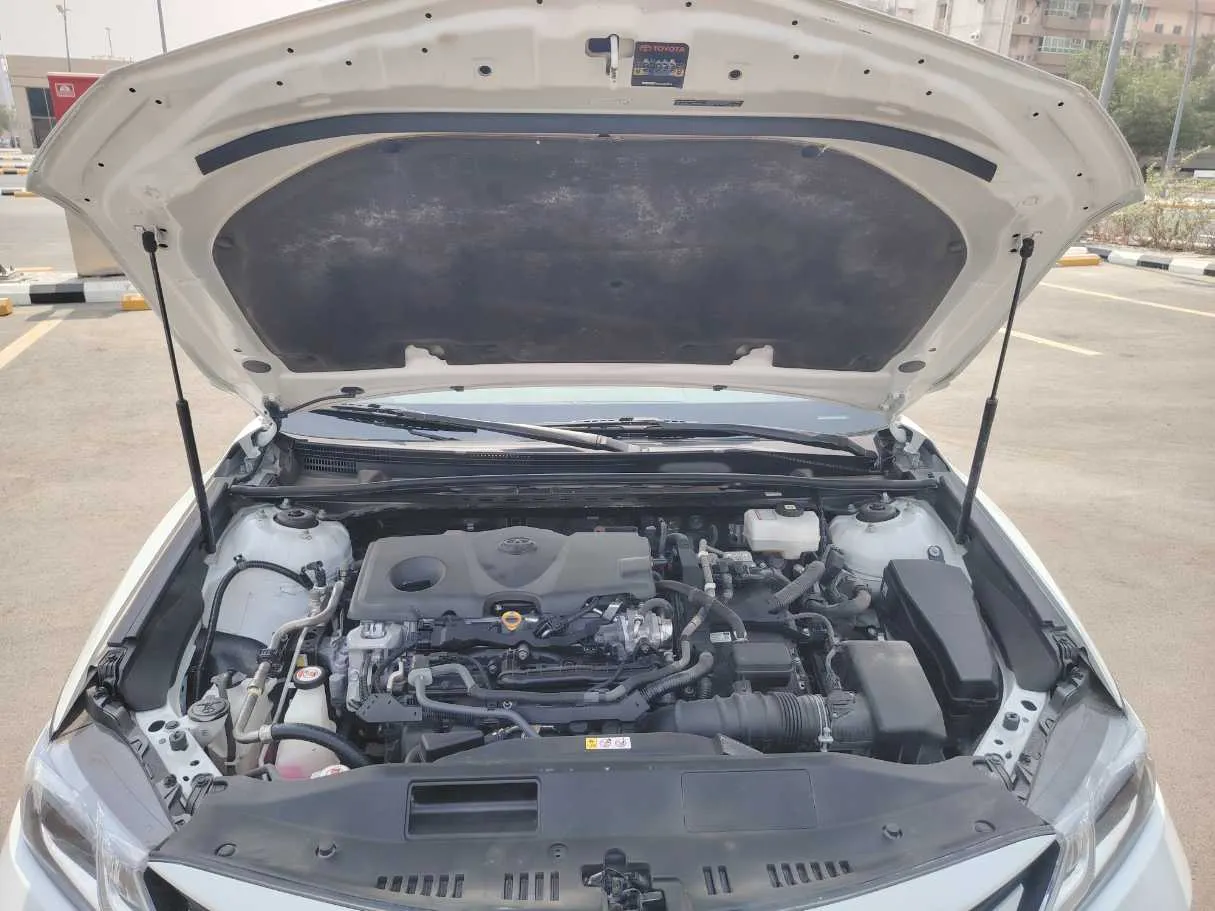 Car image 29
