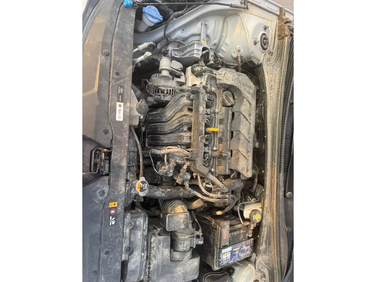 Car image 22