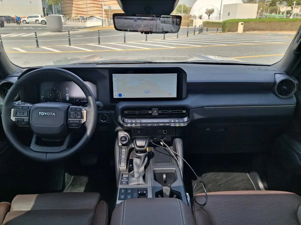 Car image 20
