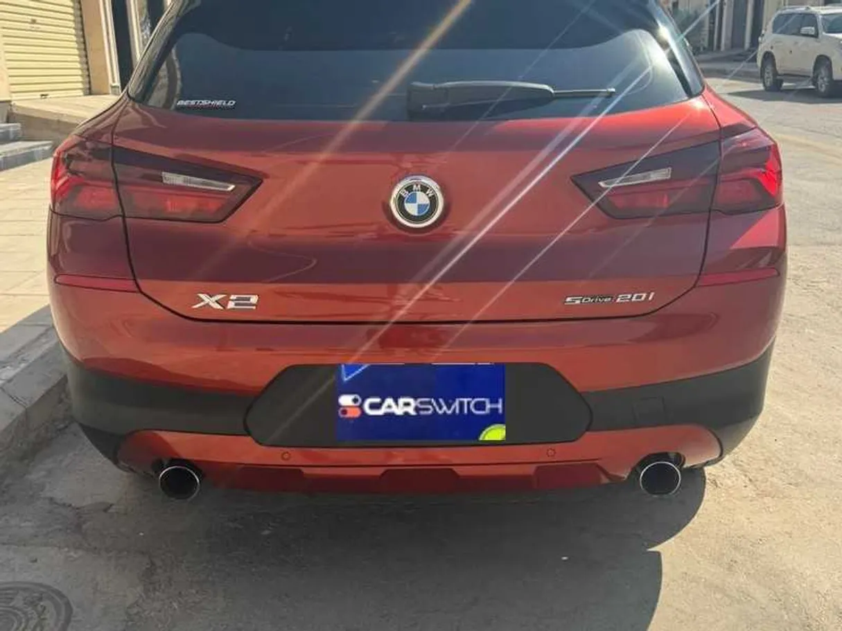 Car image 8