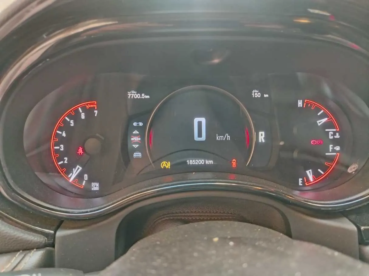 Car image 27