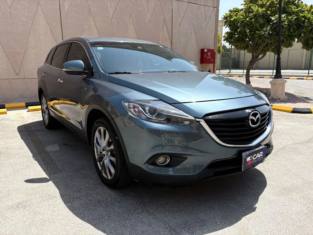 Car image 3