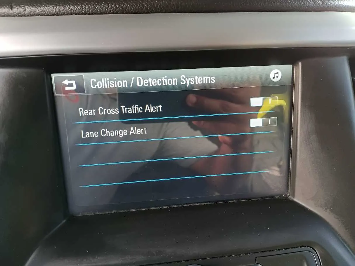 Car image 22