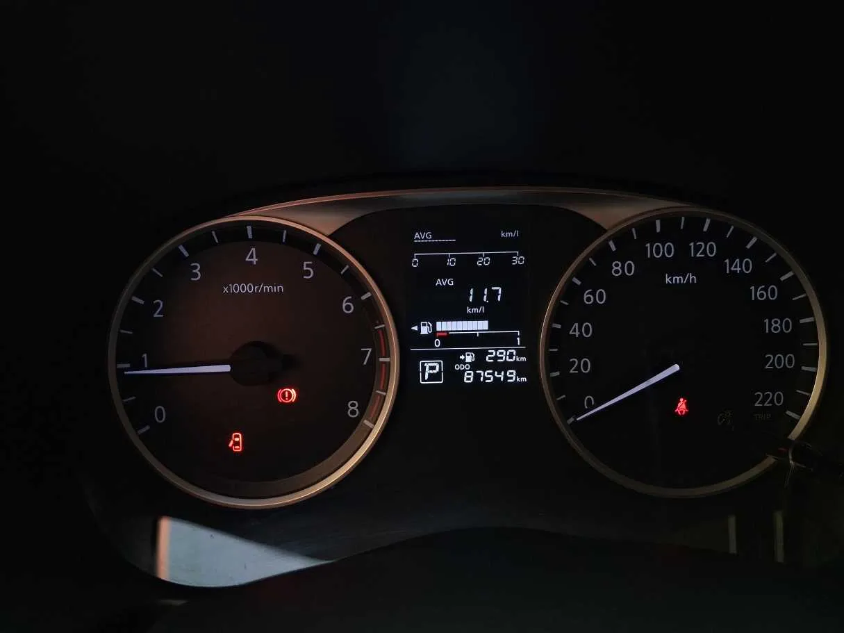 Car image 18
