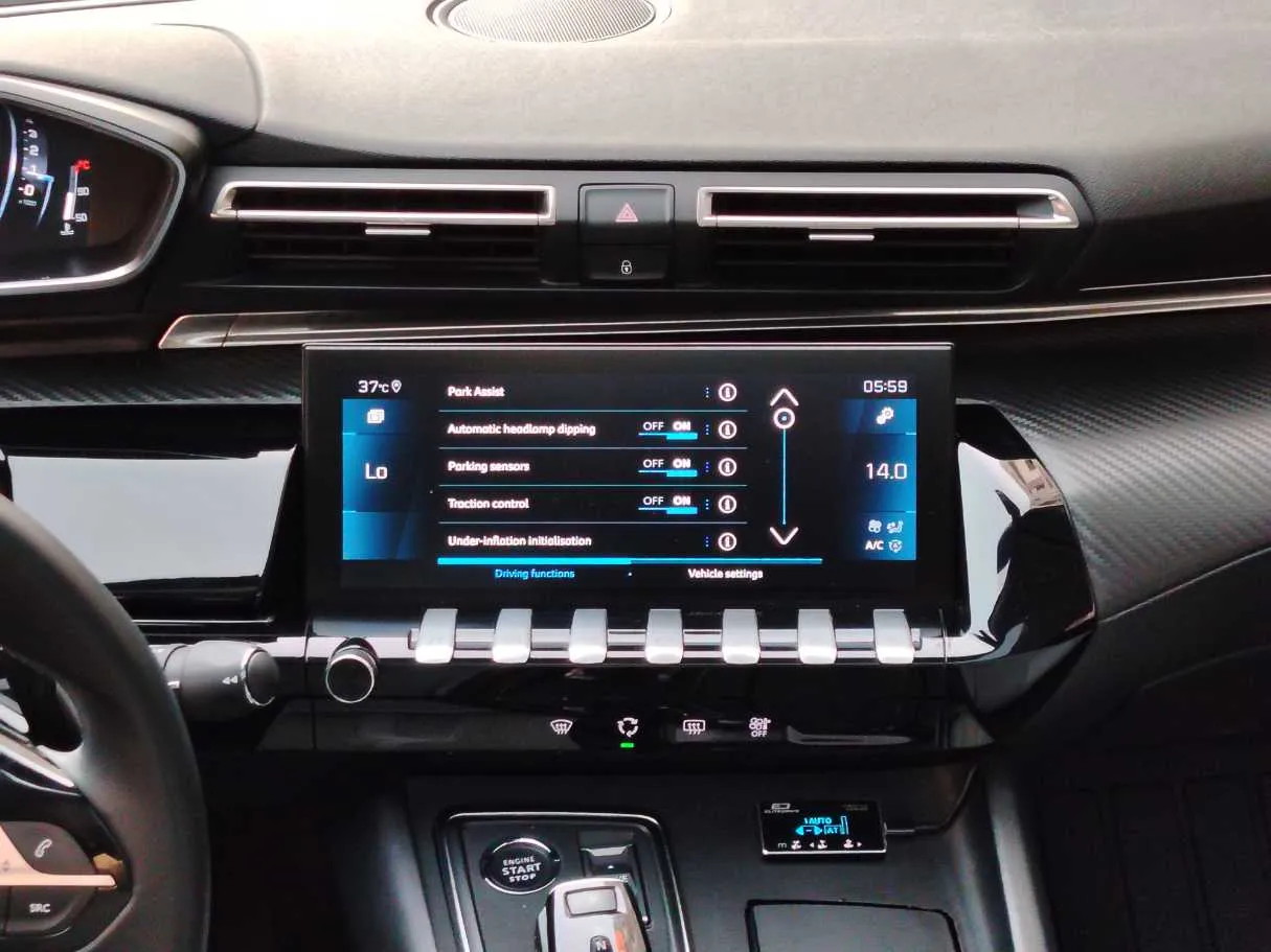Car image 22