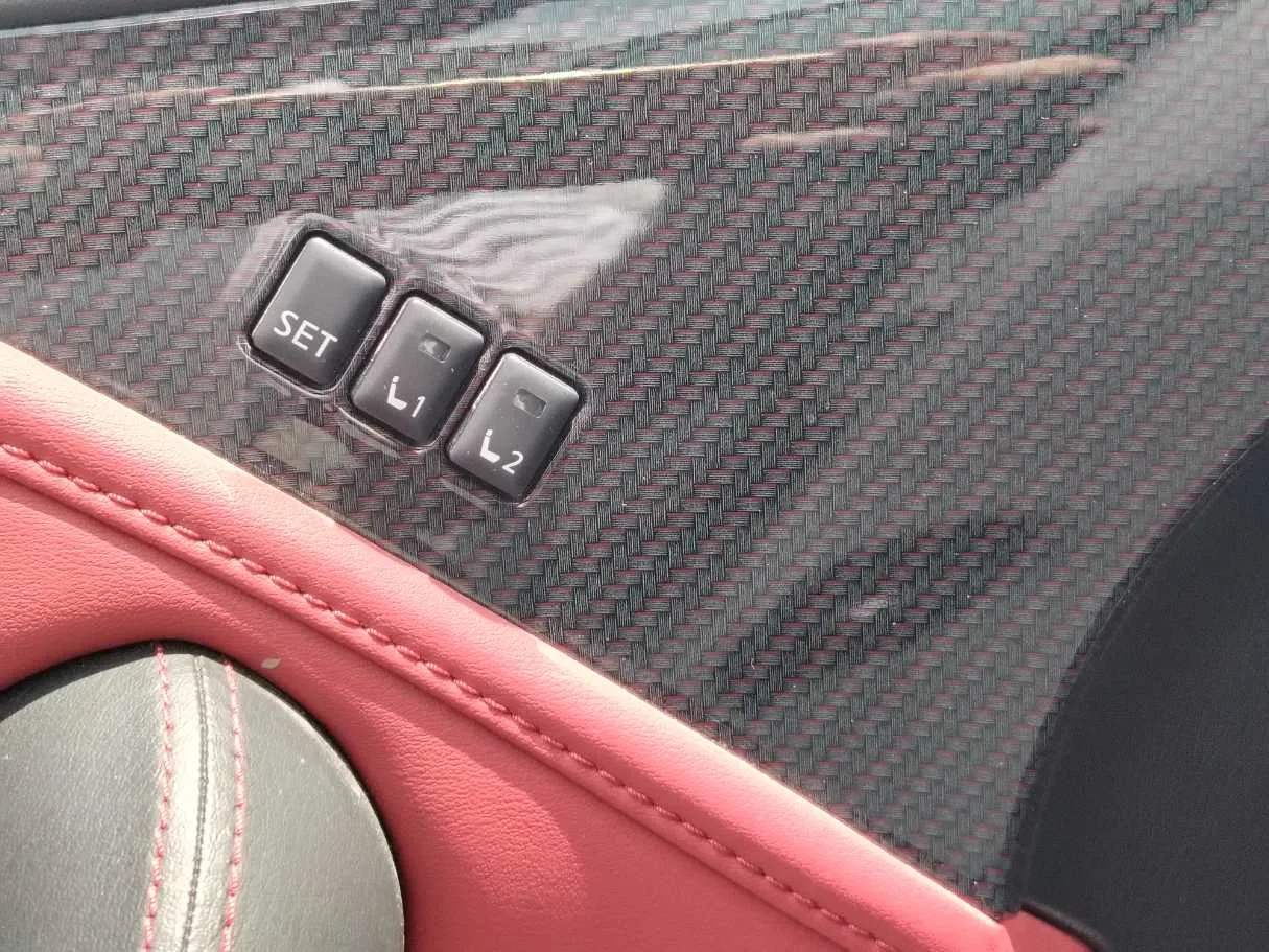 Car image 36