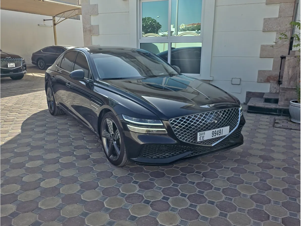 Car image 2