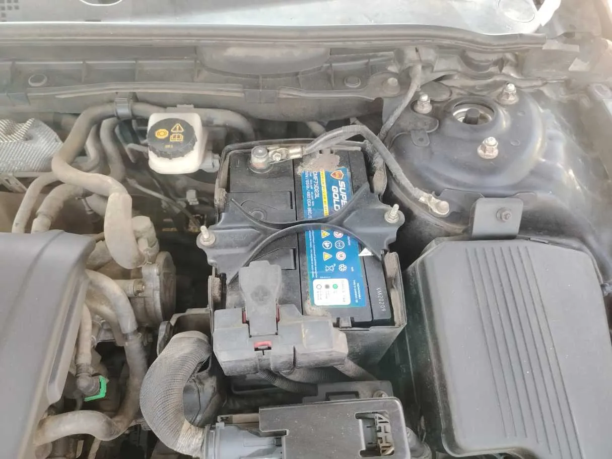 Car image 43