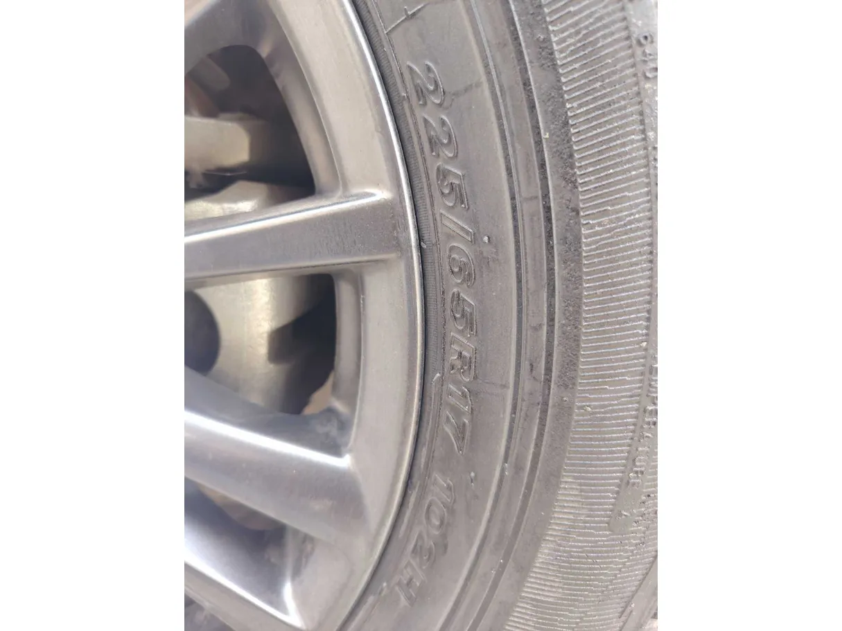Car image 29