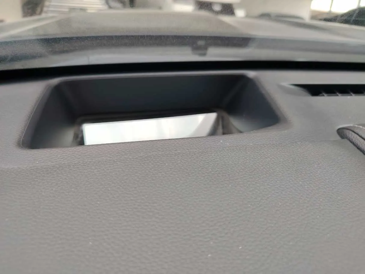 Car image 41