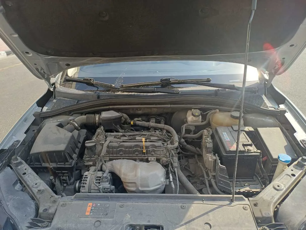 Car image 20