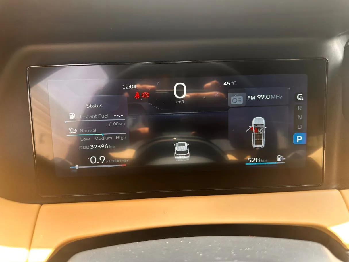 Car image 21
