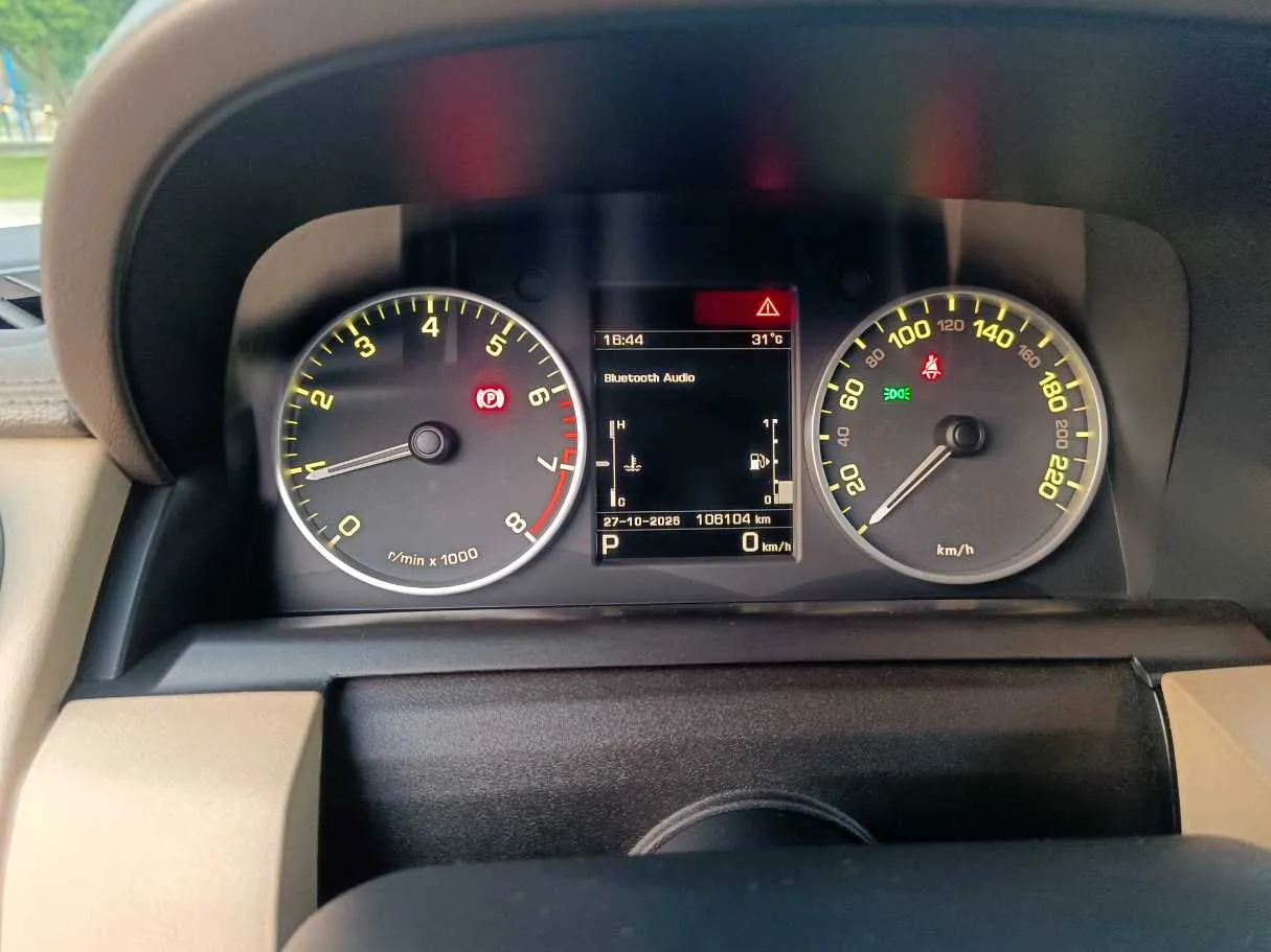 Car image 29
