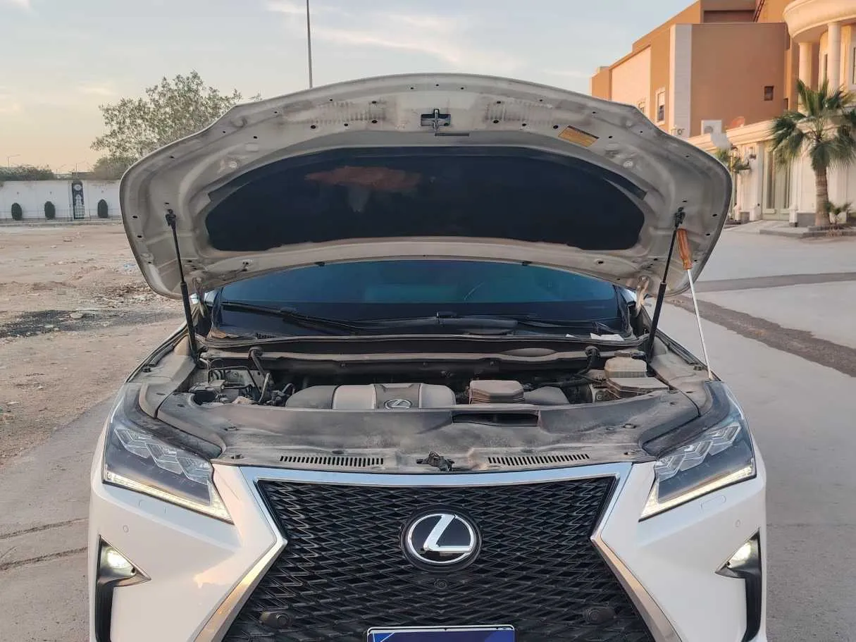 Car image 38