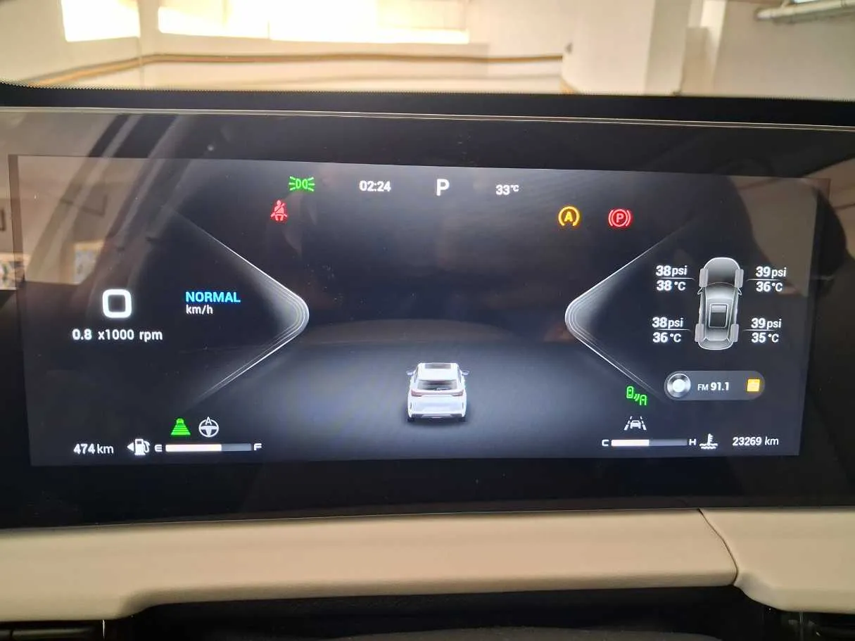Car image 20