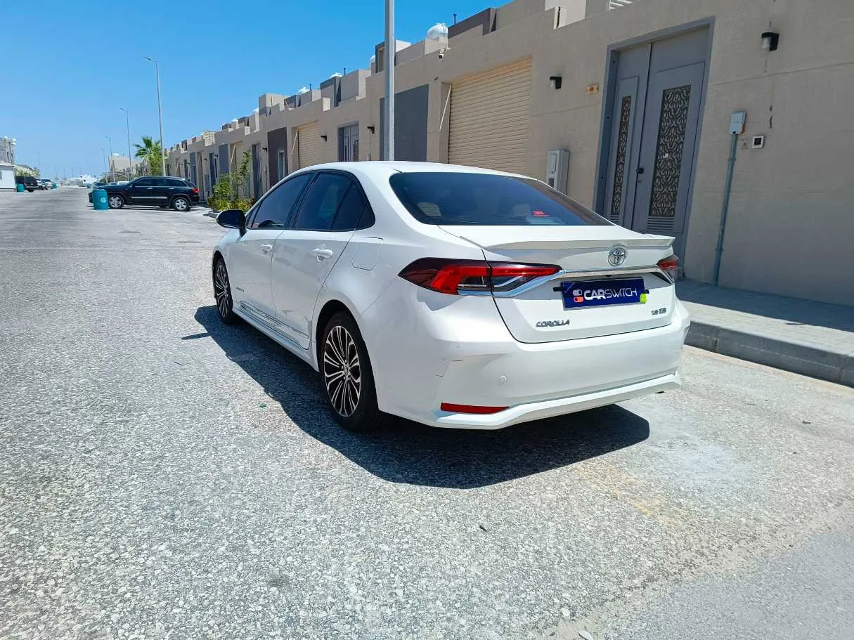 Car image 7