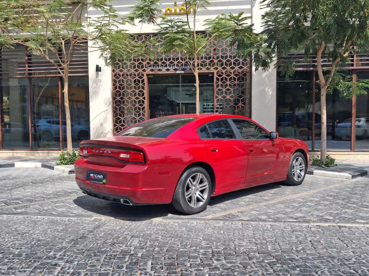 Car image 5