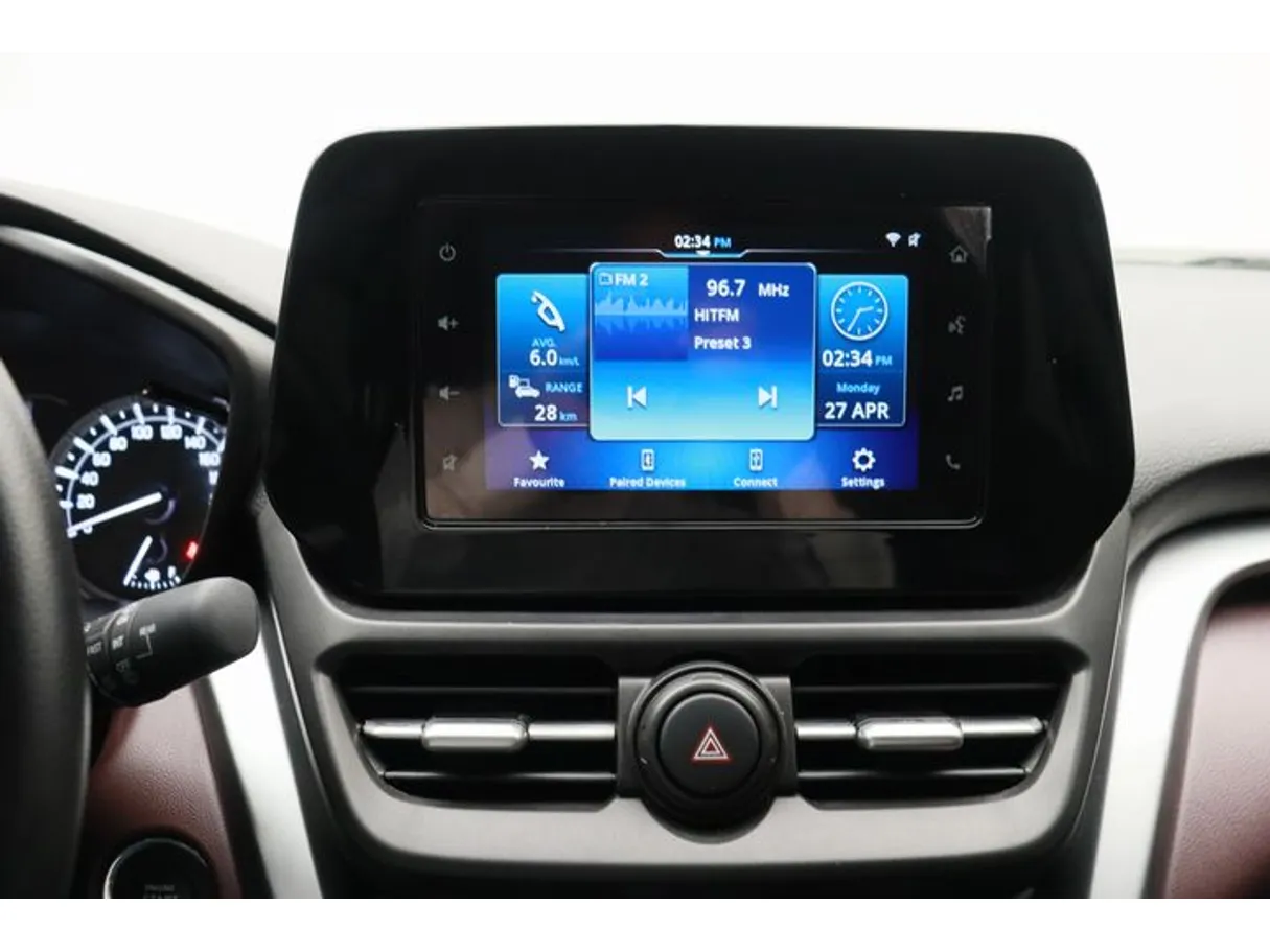 Car image 5