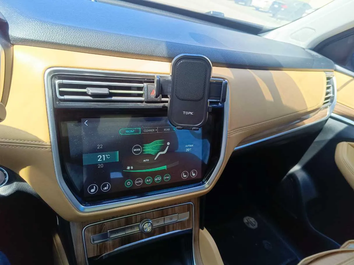 Car image 28