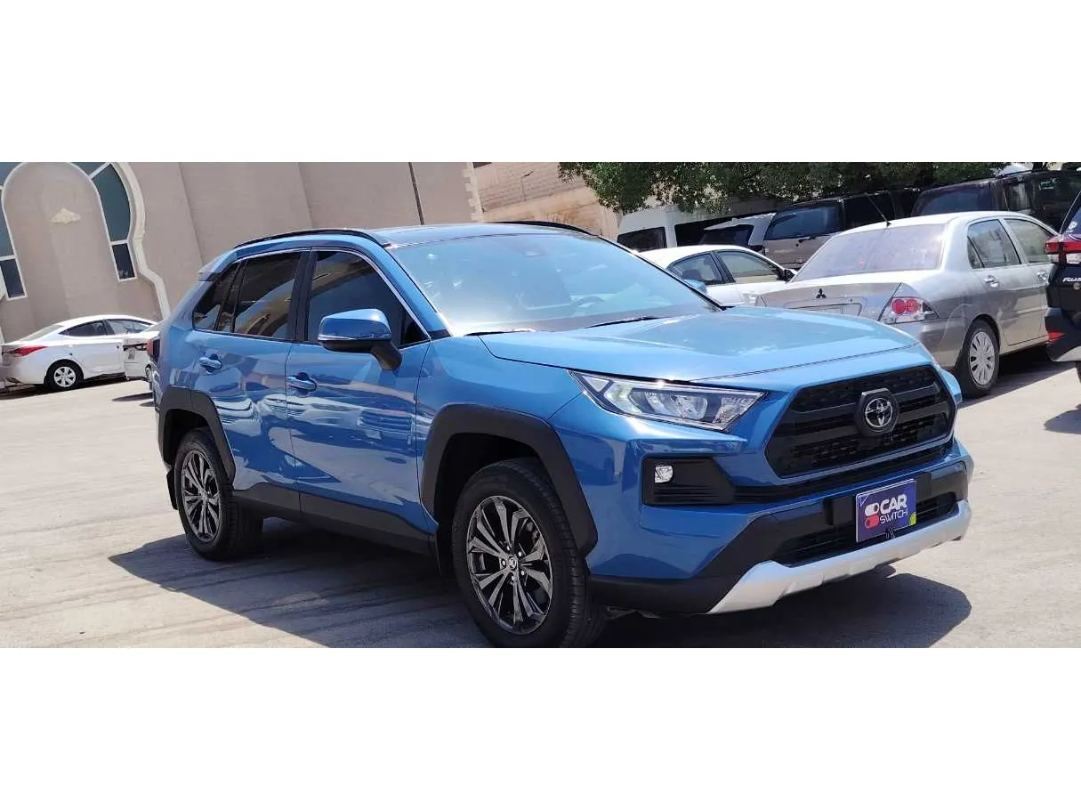 Car image 2