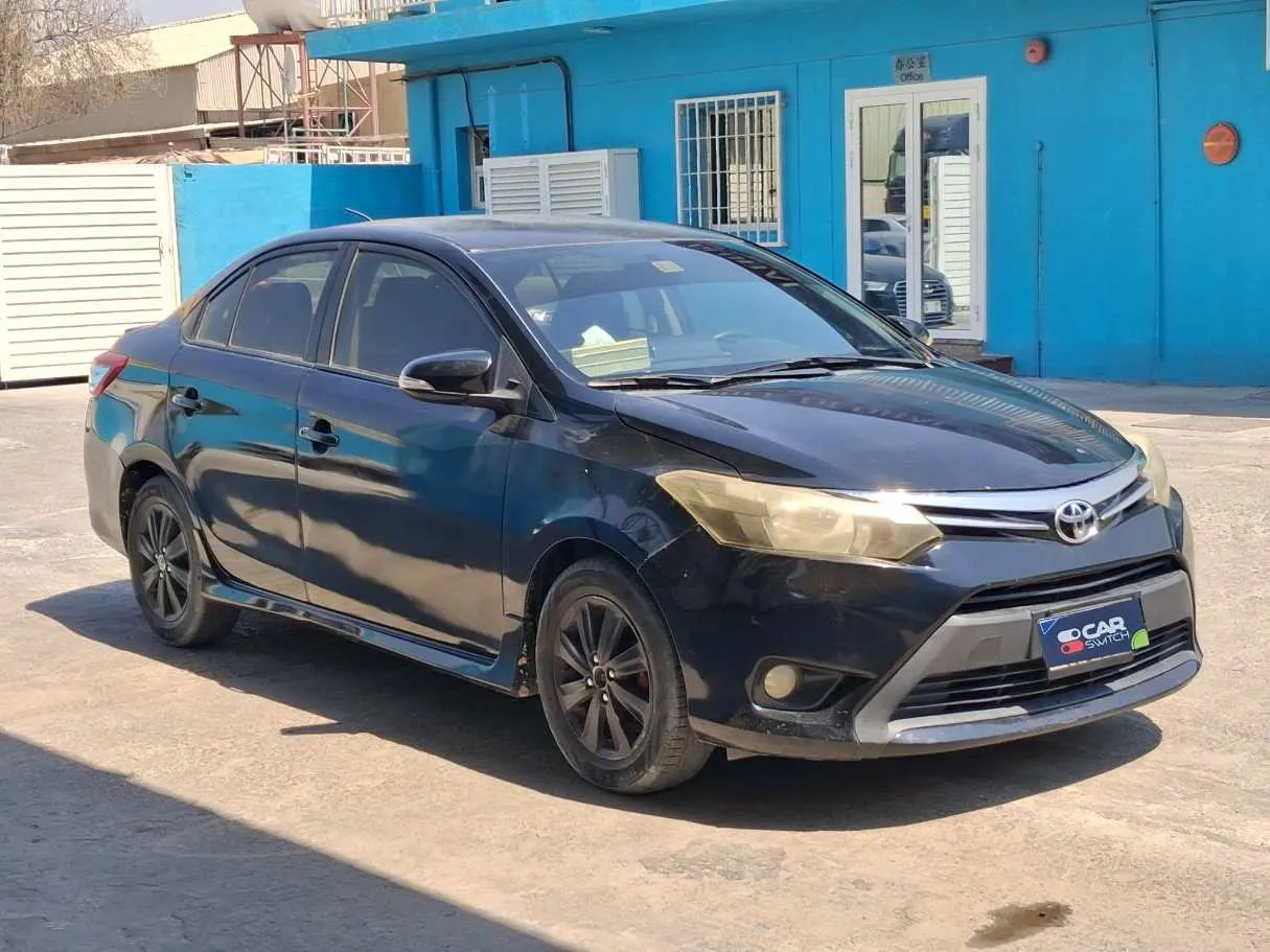 Car image 3