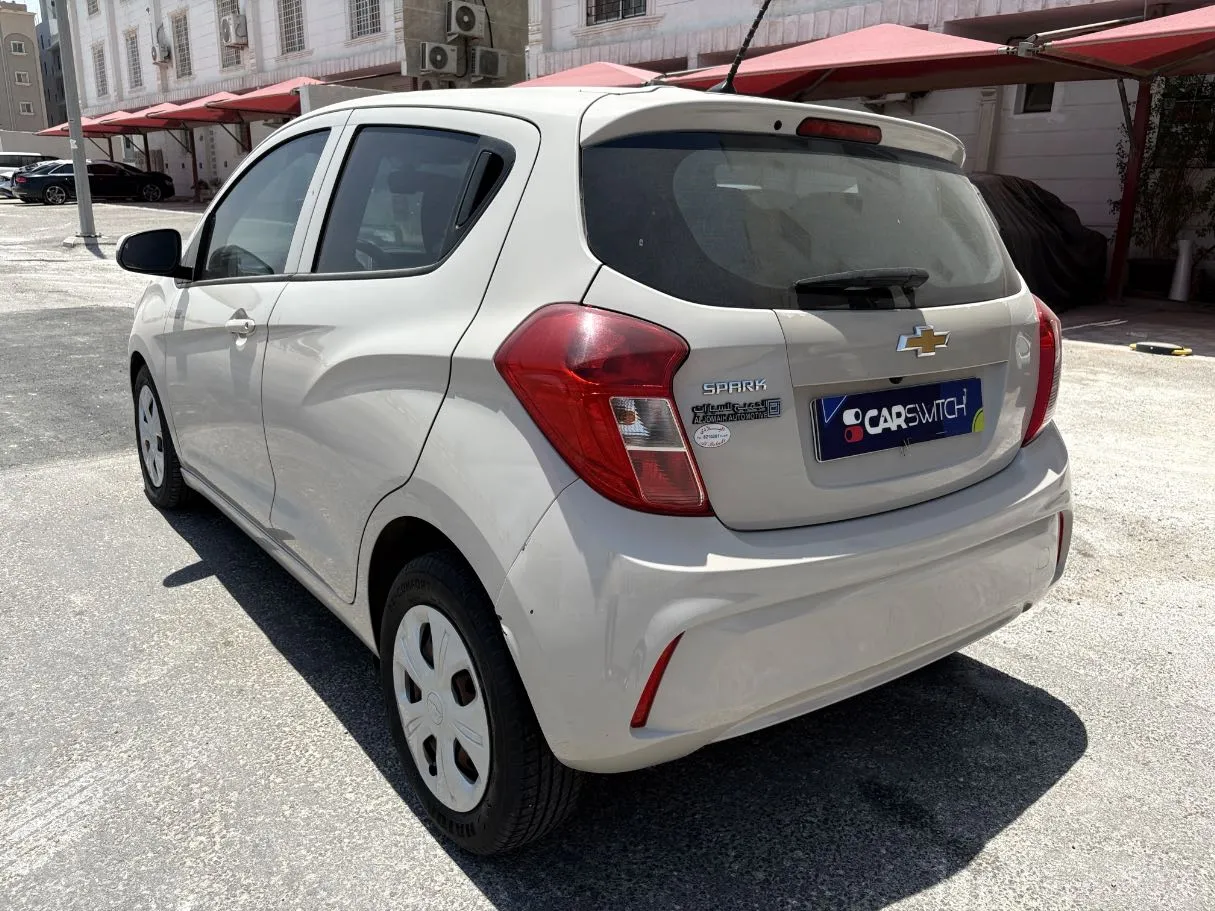 Car image 7